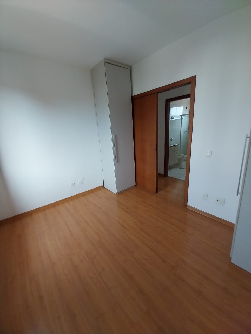 Apartamento à venda com 3 quartos, 103m² - Foto 4