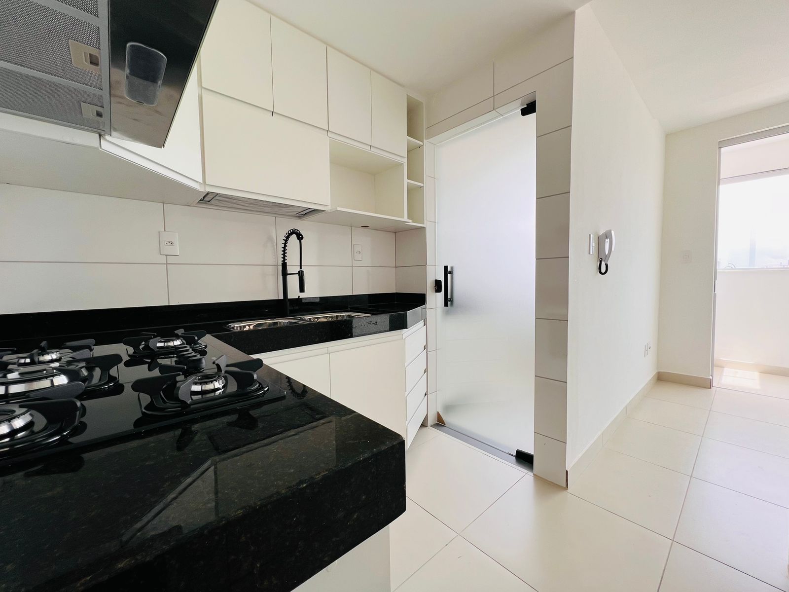 Apartamento à venda com 2 quartos, 65m² - Foto 6