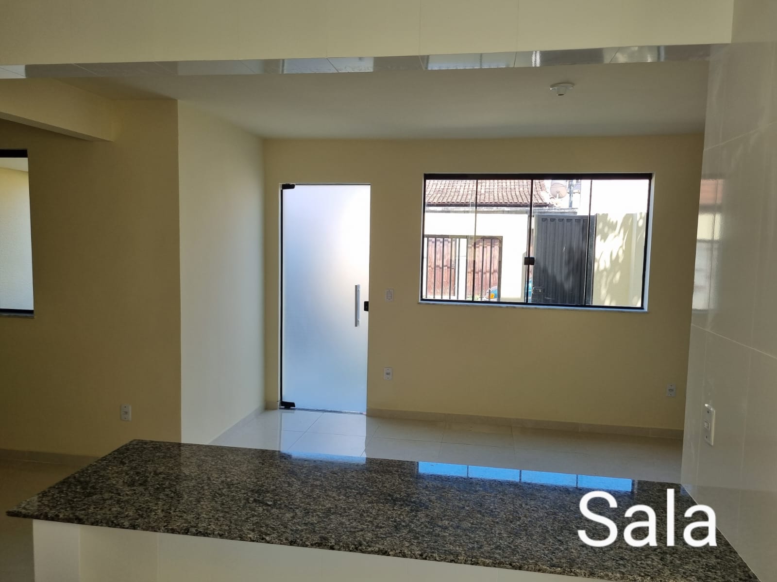 Casa à venda com 2 quartos, 100m² - Foto 4