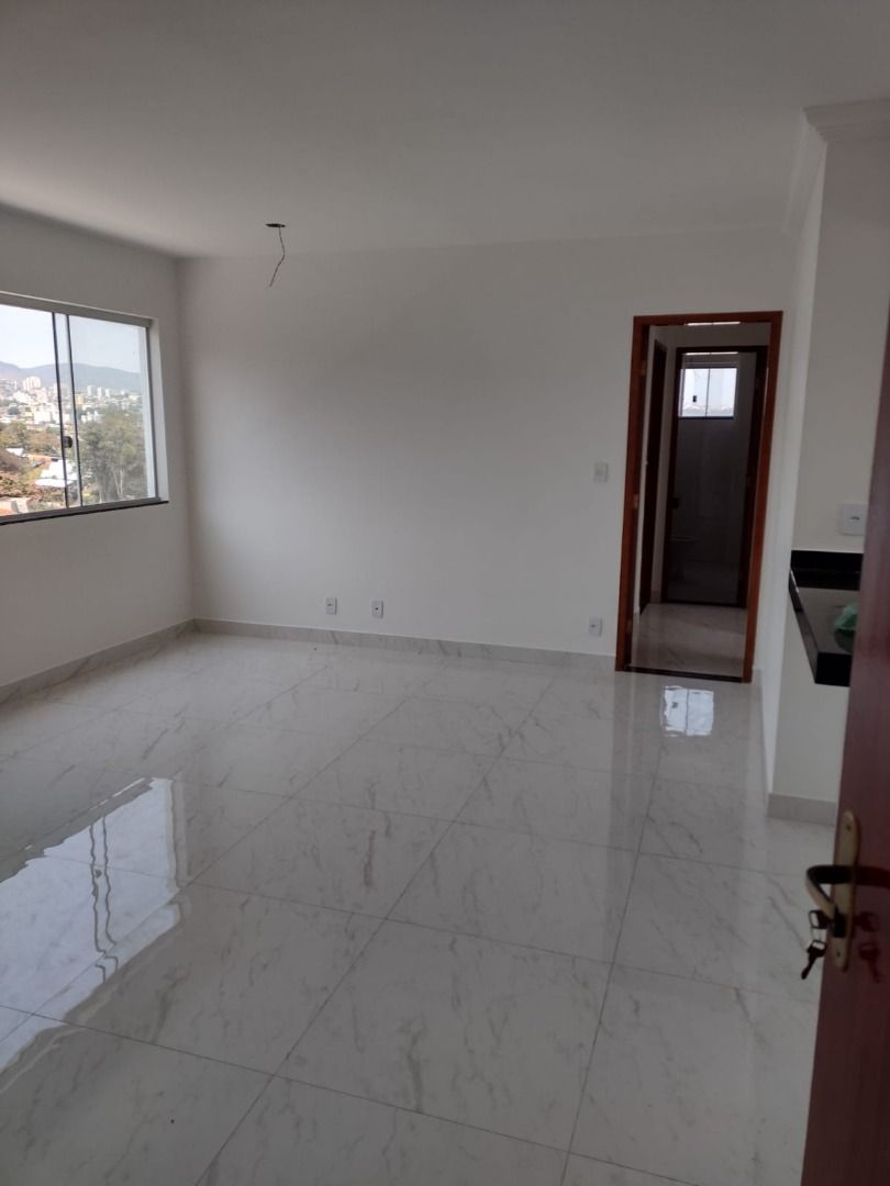 Apartamento à venda com 3 quartos - Foto 1