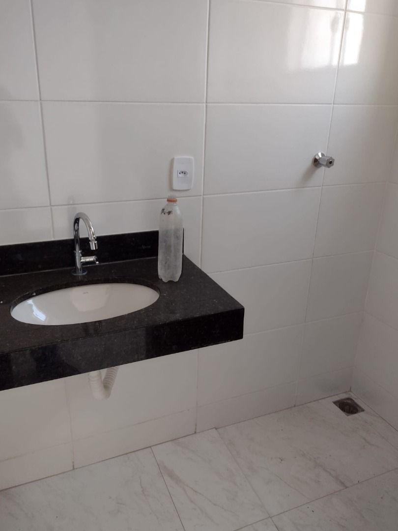 Apartamento à venda com 3 quartos - Foto 12