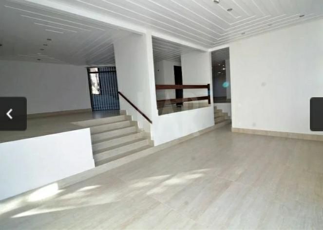 Casa de Condomínio à venda com 5 quartos, 550m² - Foto 4