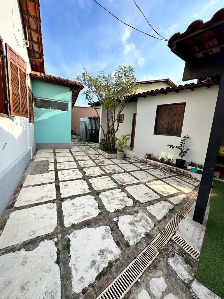 Casa à venda com 4 quartos, 716m² - Foto 18