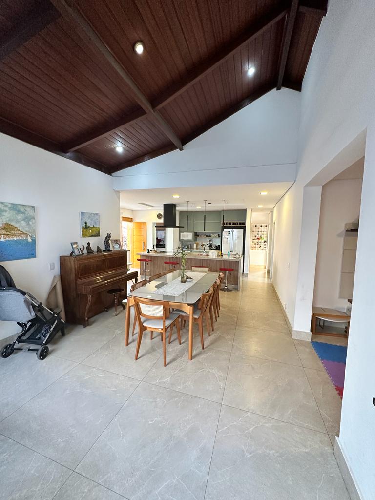 Casa à venda com 4 quartos, 716m² - Foto 12