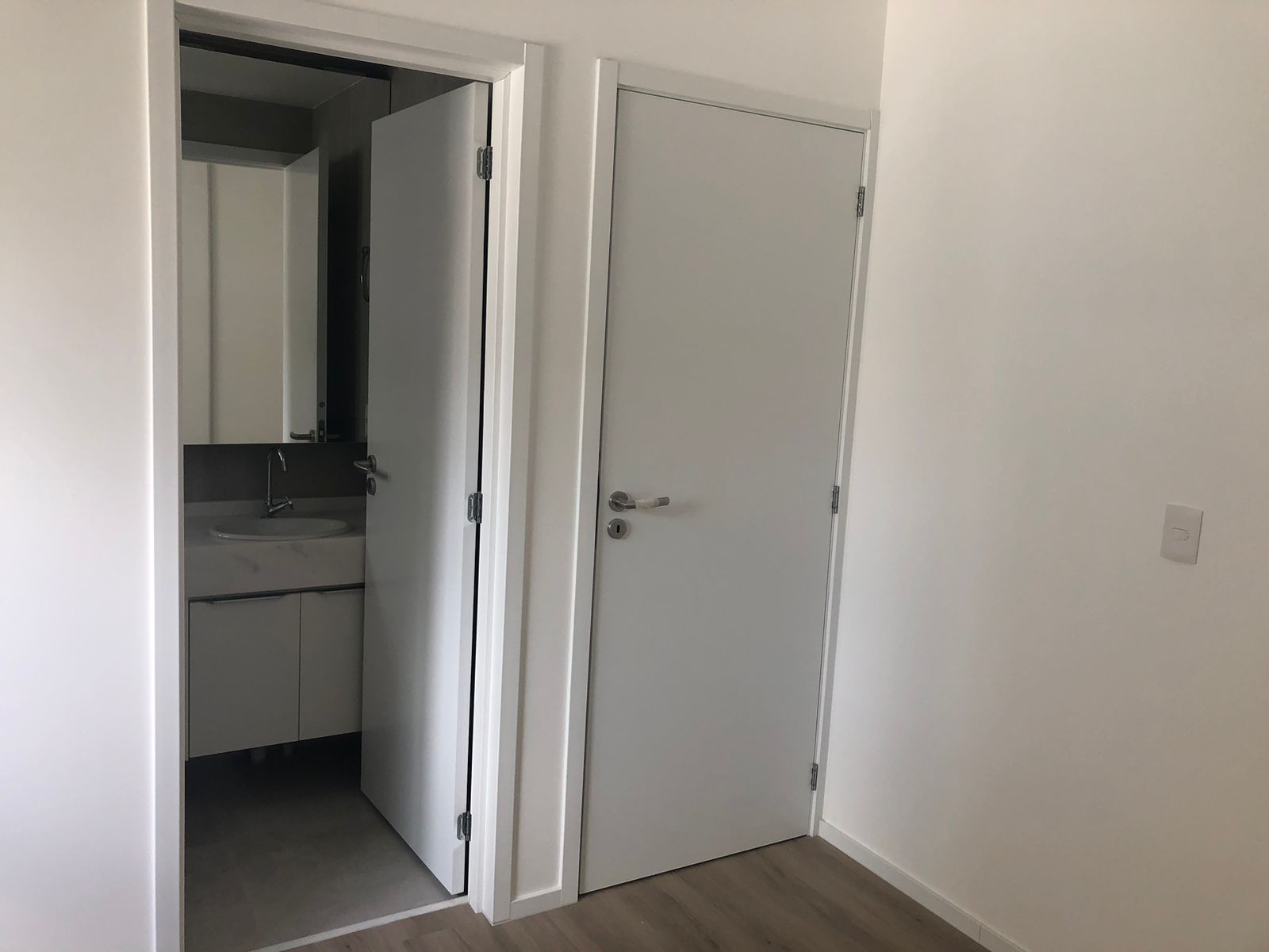 Apartamento à venda com 2 quartos, 95m² - Foto 3