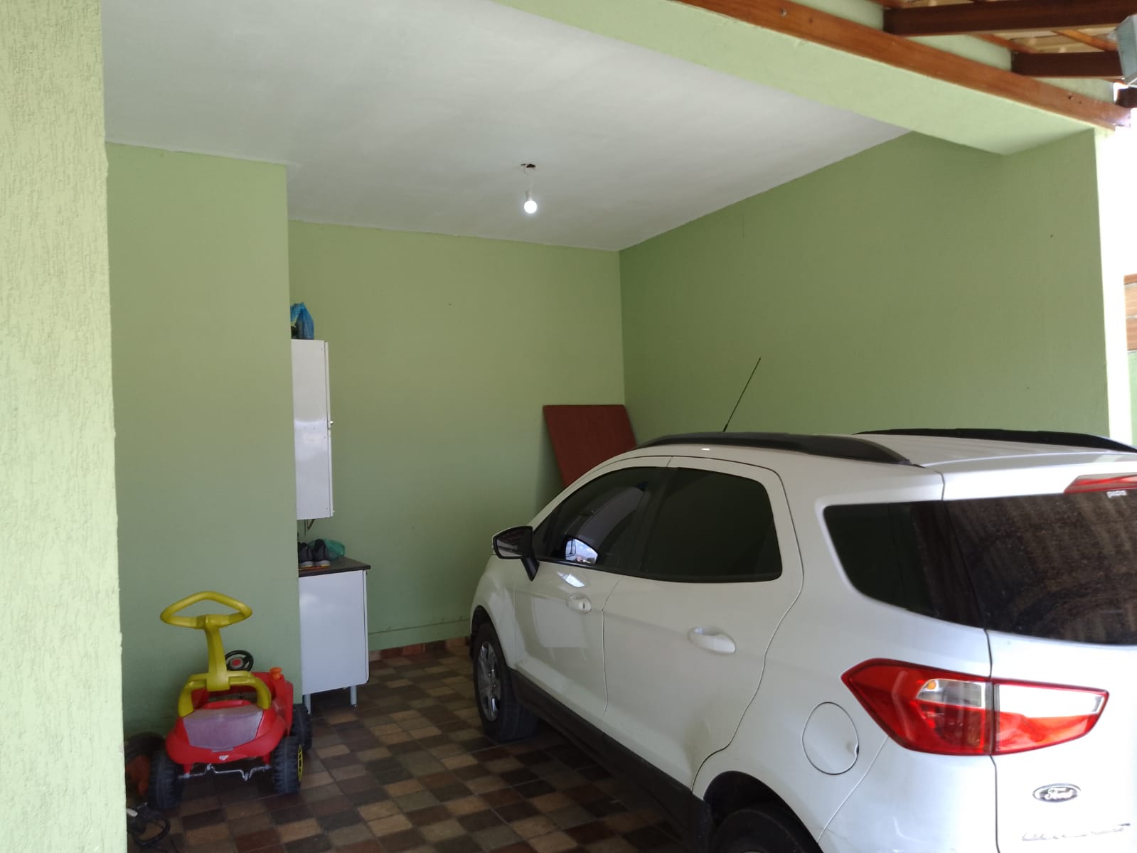 Casa à venda com 3 quartos, 100m² - Foto 2