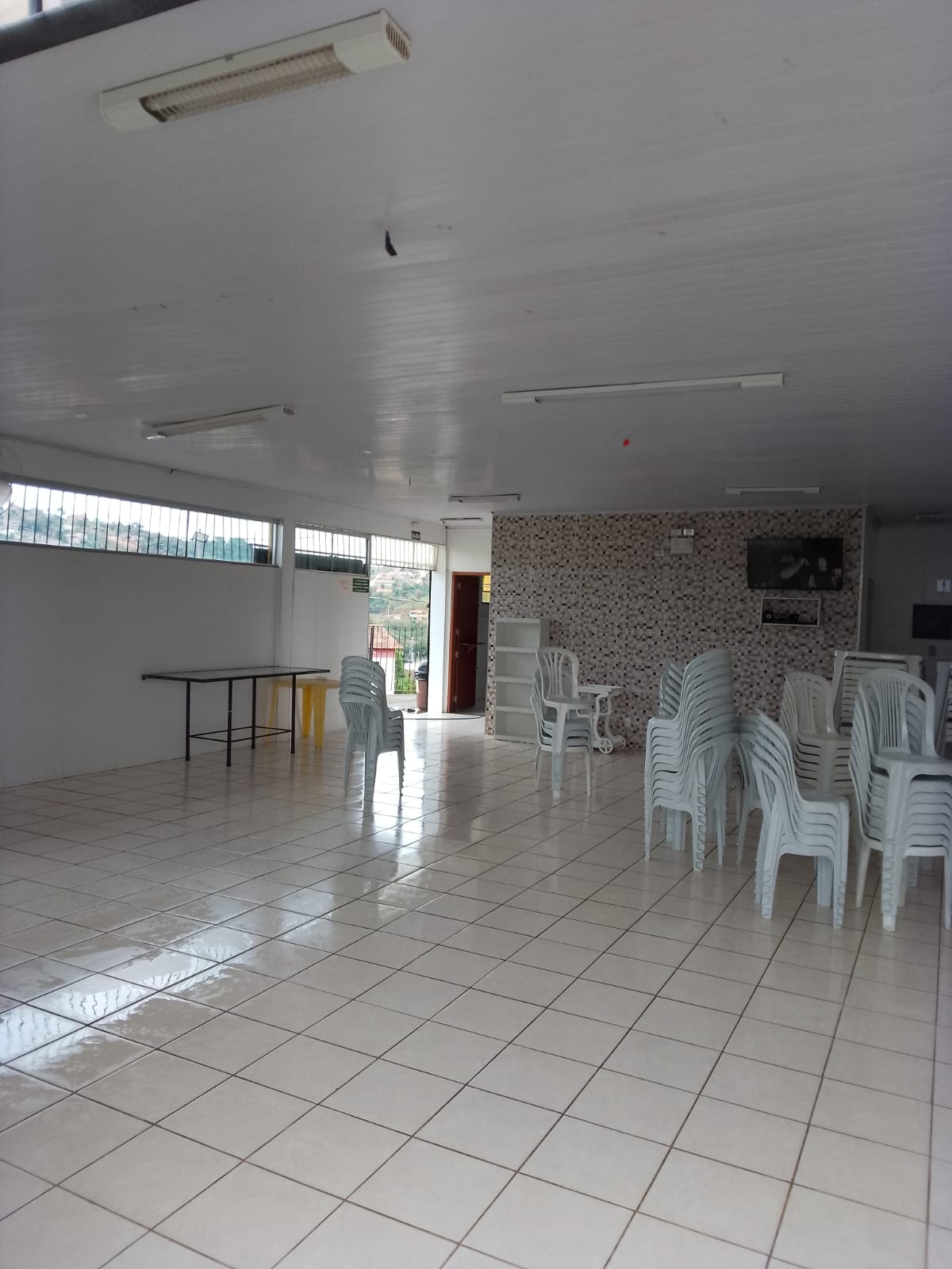 Apartamento à venda com 2 quartos, 44m² - Foto 3