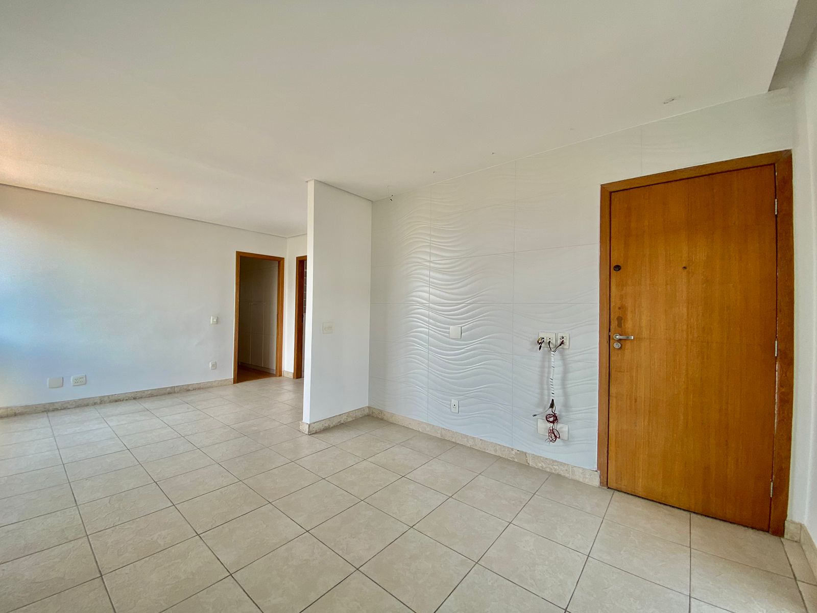 Apartamento à venda com 3 quartos, 110m² - Foto 3