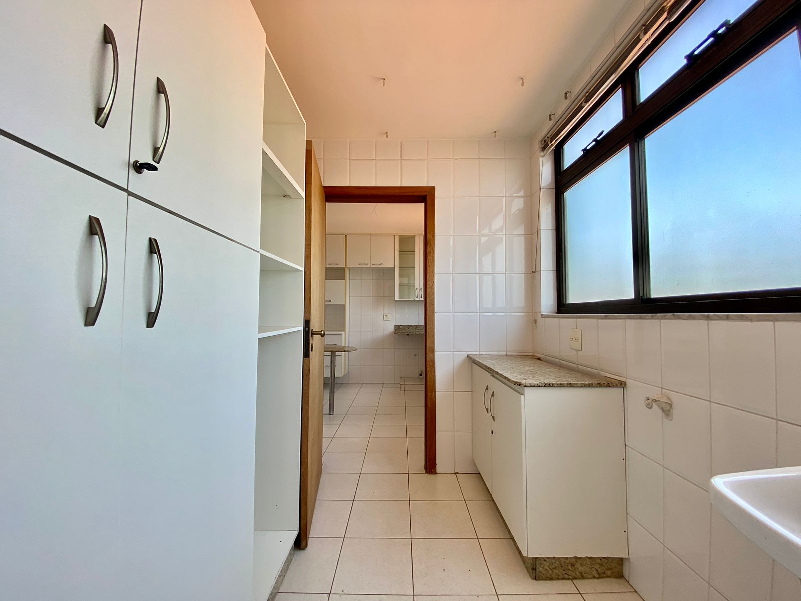 Apartamento à venda com 3 quartos, 110m² - Foto 19