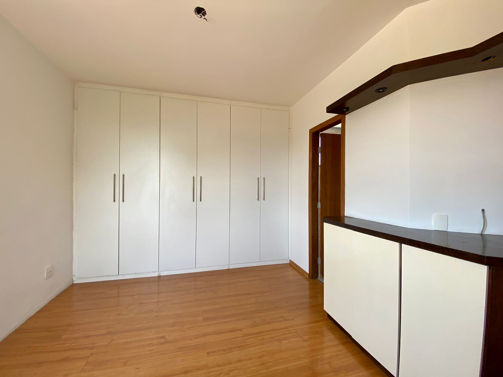 Apartamento à venda com 3 quartos, 110m² - Foto 13