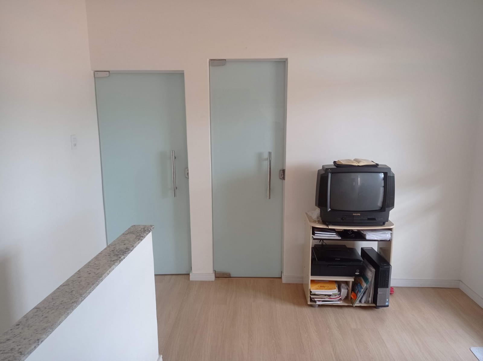 Casa à venda com 4 quartos, 100m² - Foto 11