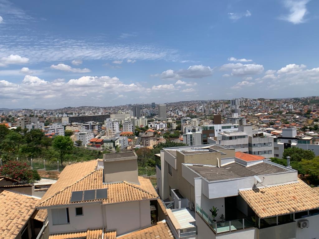 Apartamento à venda no bairro Fernão Dias em Belo Horizonte/MG