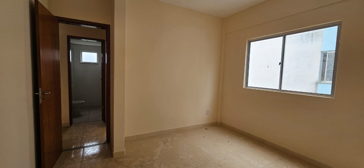 Apartamento à venda com 3 quartos - Foto 5