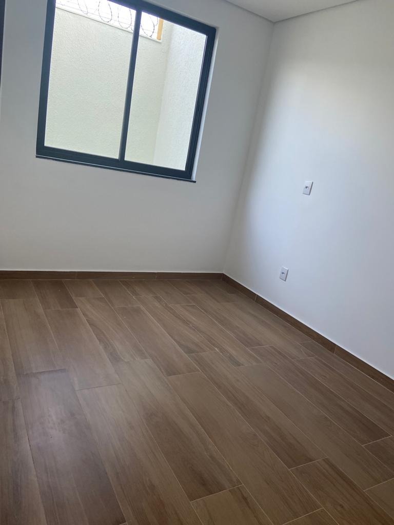 Casa à venda com 3 quartos, 110m² - Foto 8