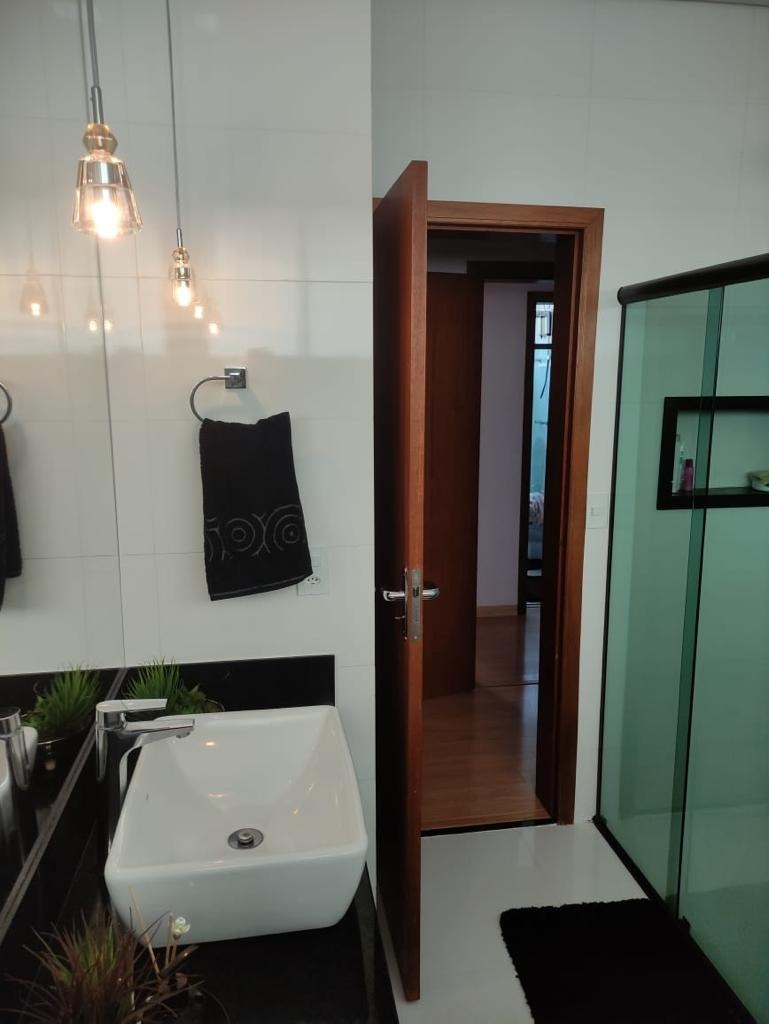 Casa à venda com 3 quartos, 27m² - Foto 10