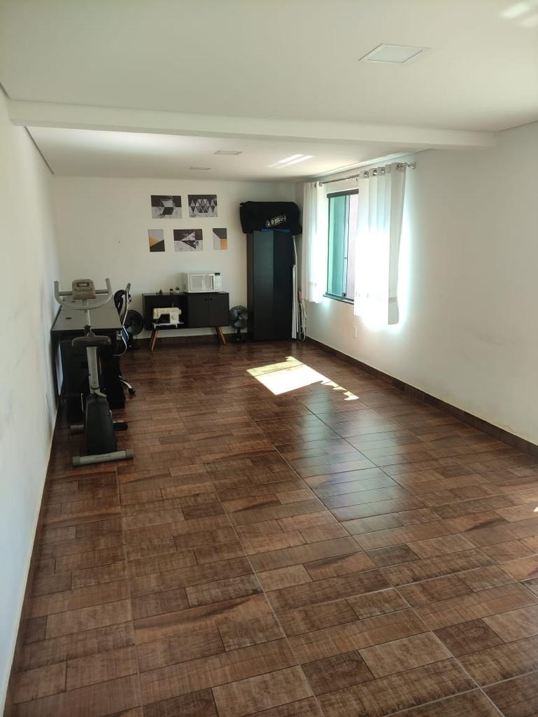 Casa à venda com 3 quartos, 27m² - Foto 20