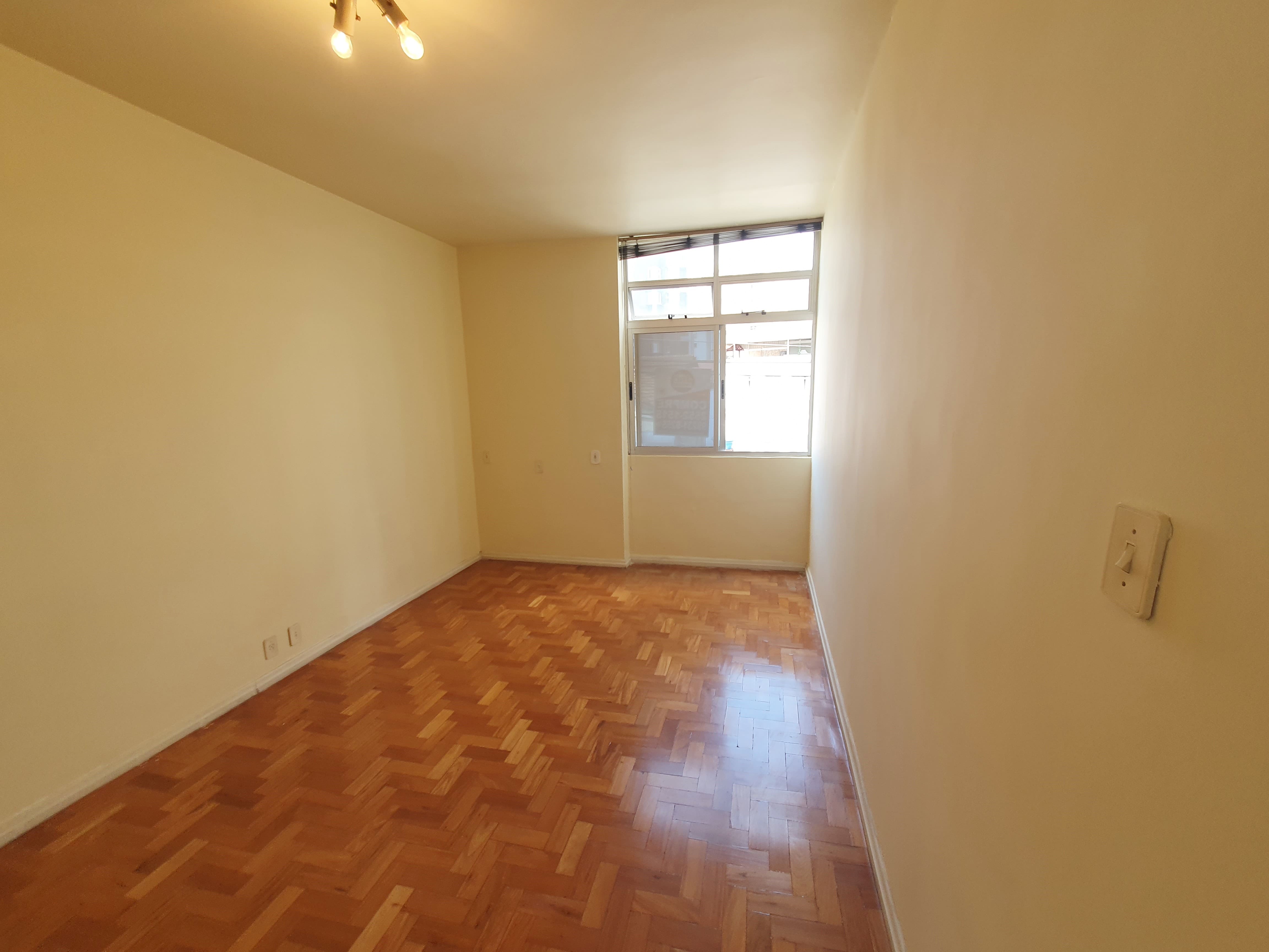 Apartamento à venda com 3 quartos, 135m² - Foto 12