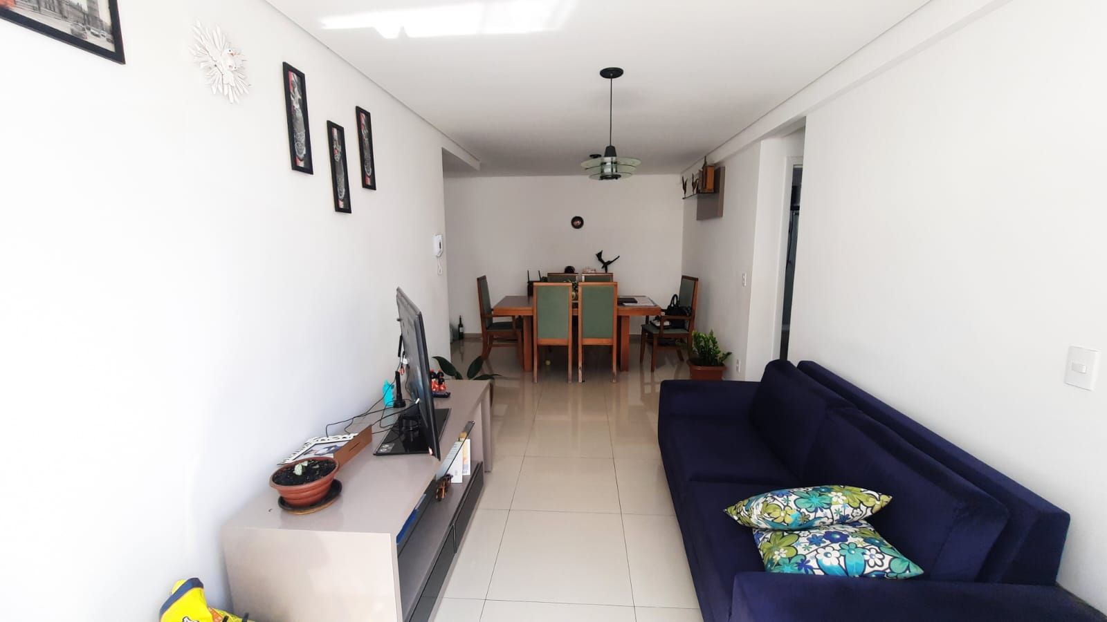 Apartamento à venda com 3 quartos, 206m² - Foto 4