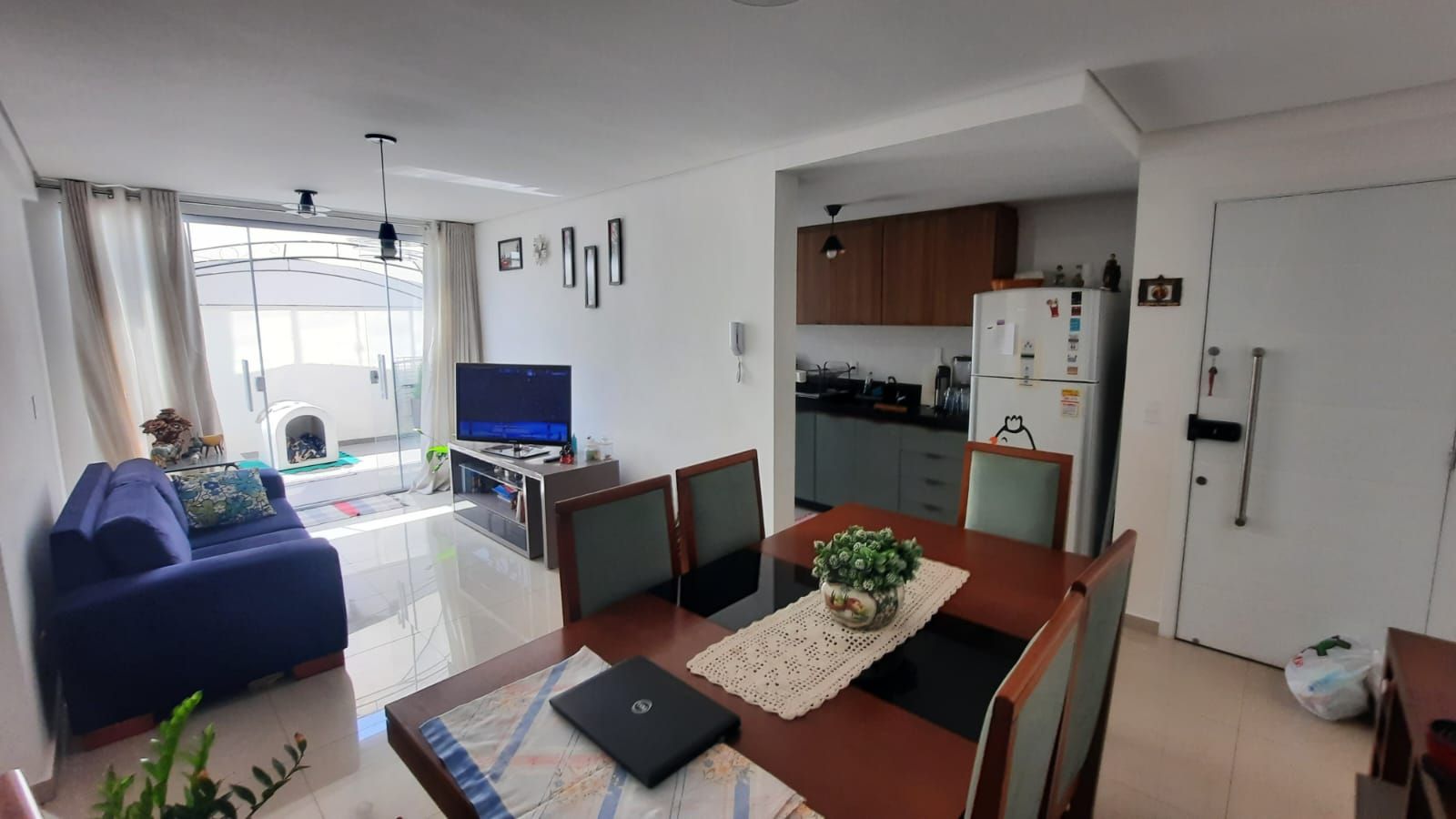 Apartamento à venda com 3 quartos, 206m² - Foto 1