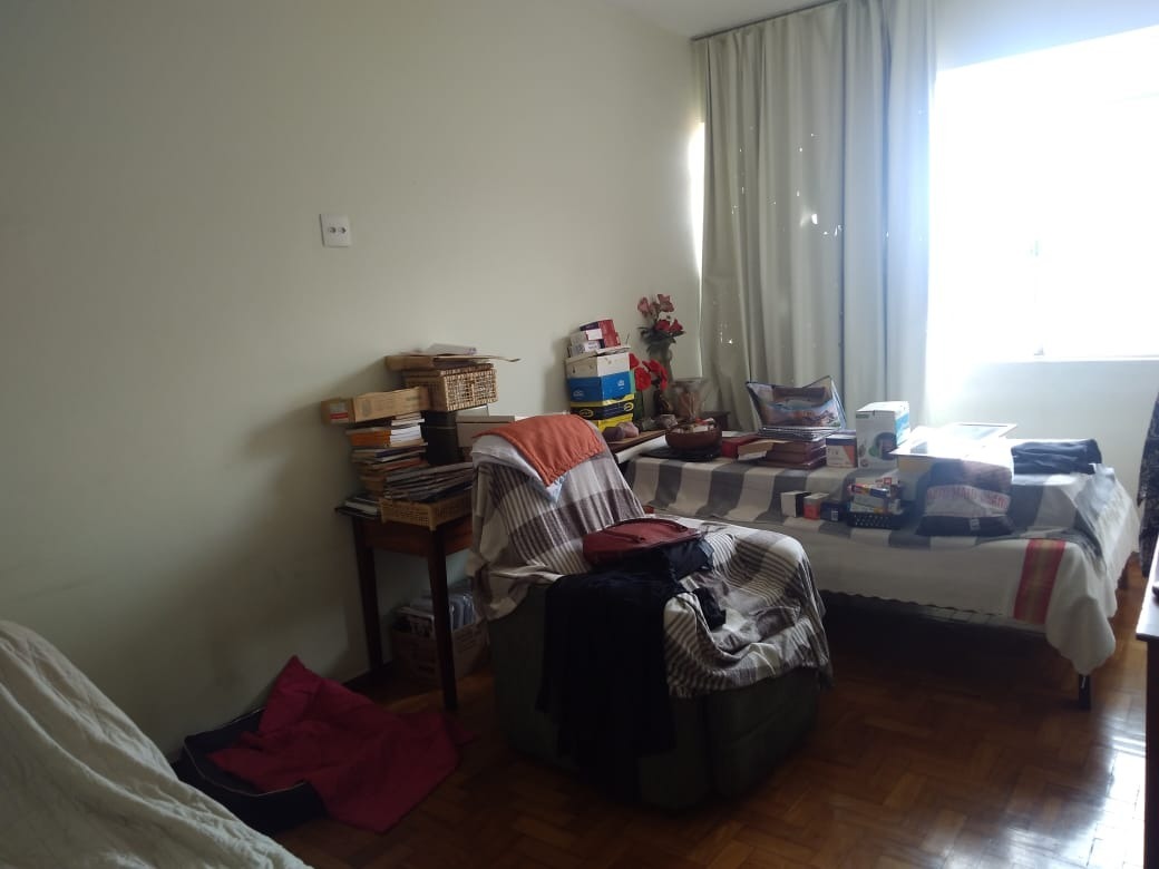 Casa à venda com 3 quartos, 220m² - Foto 14