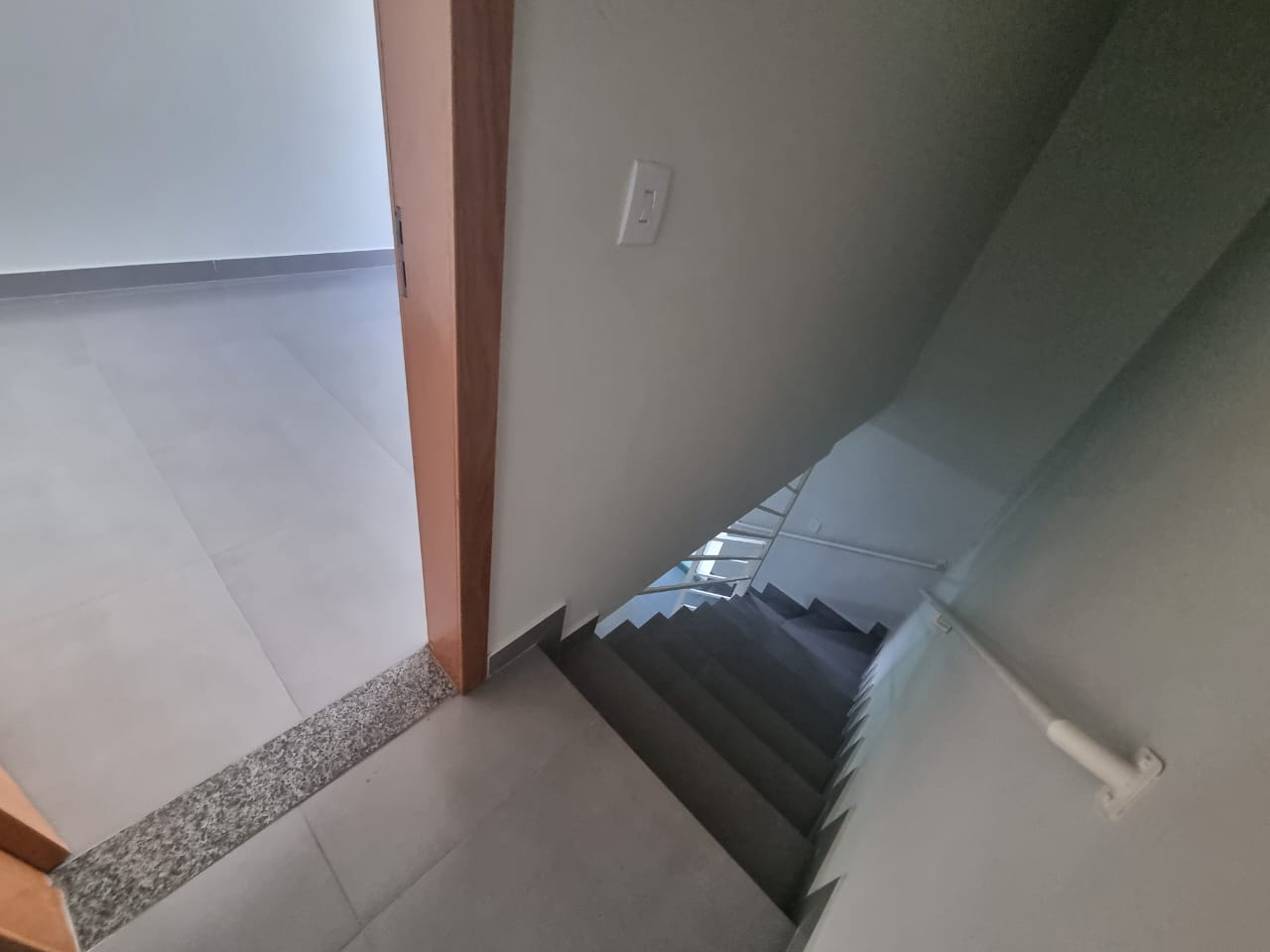 Casa à venda com 2 quartos, 60m² - Foto 5