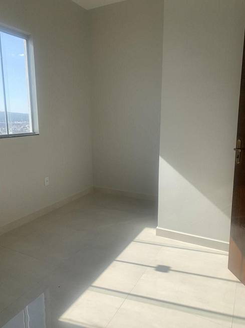 Casa à venda com 2 quartos, 130m² - Foto 12