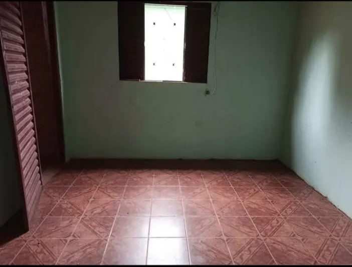 Casa à venda com 3 quartos, 93m² - Foto 4