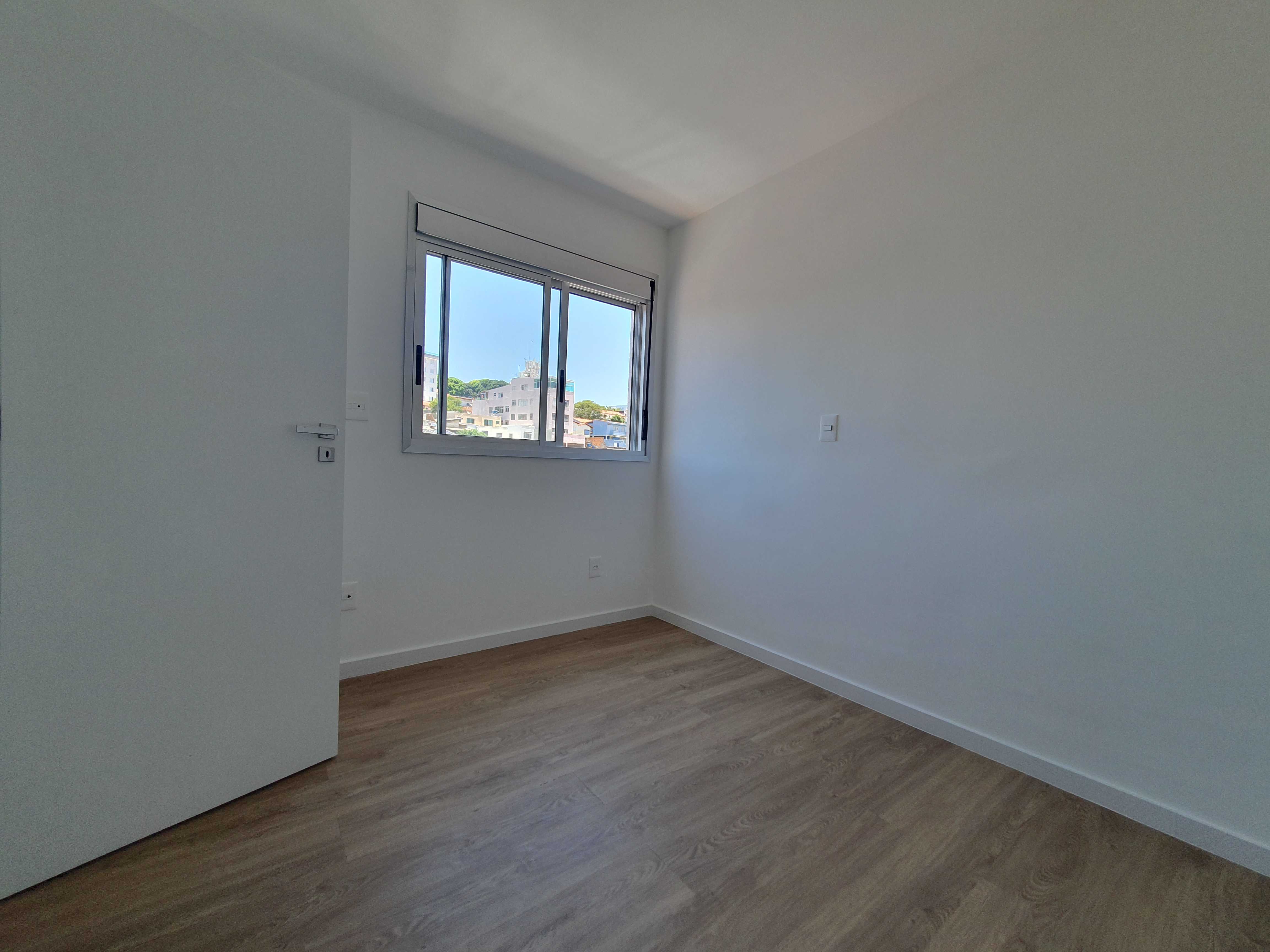 Apartamento à venda com 3 quartos, 149m² - Foto 10