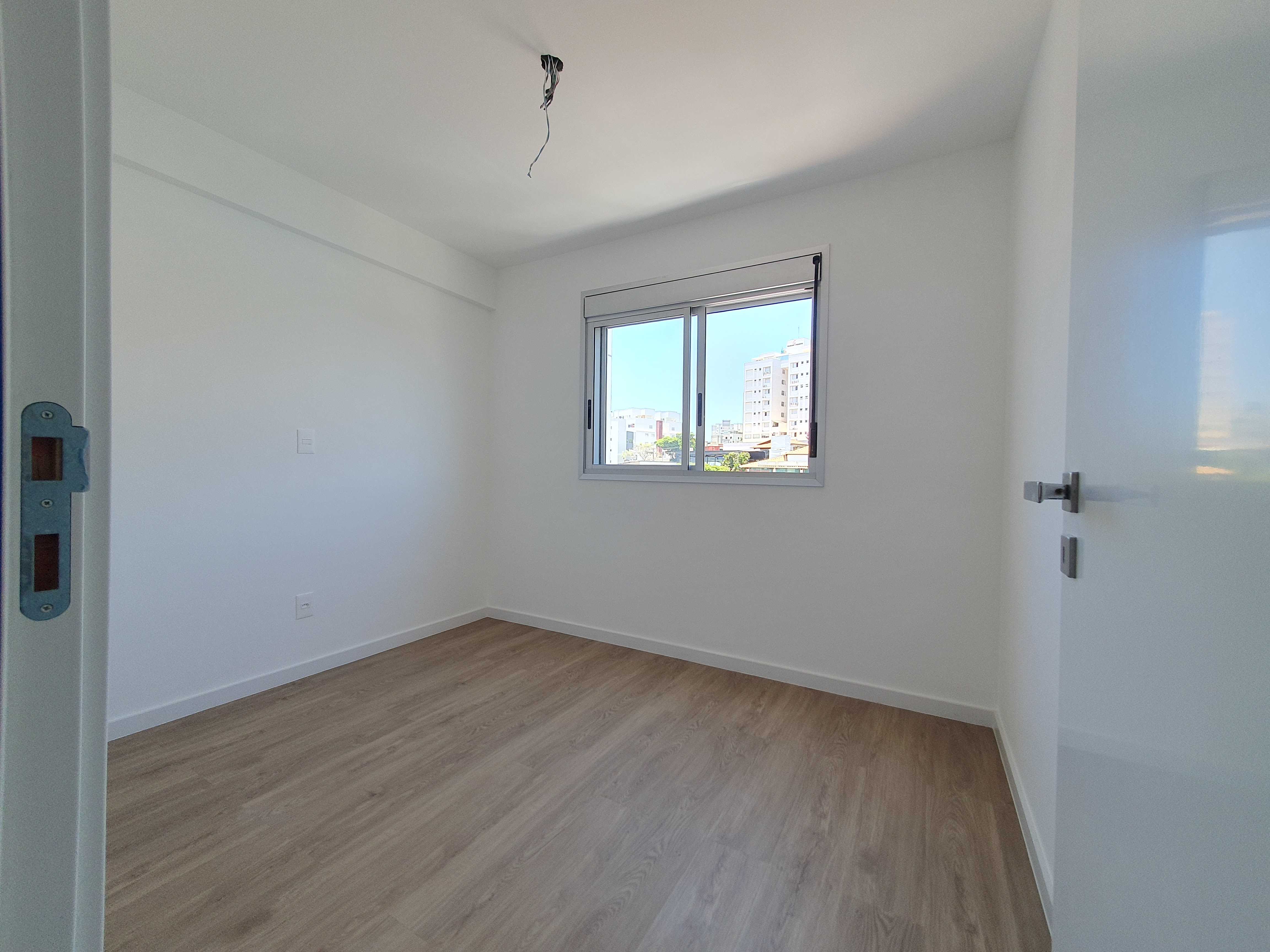 Apartamento à venda com 3 quartos, 149m² - Foto 6