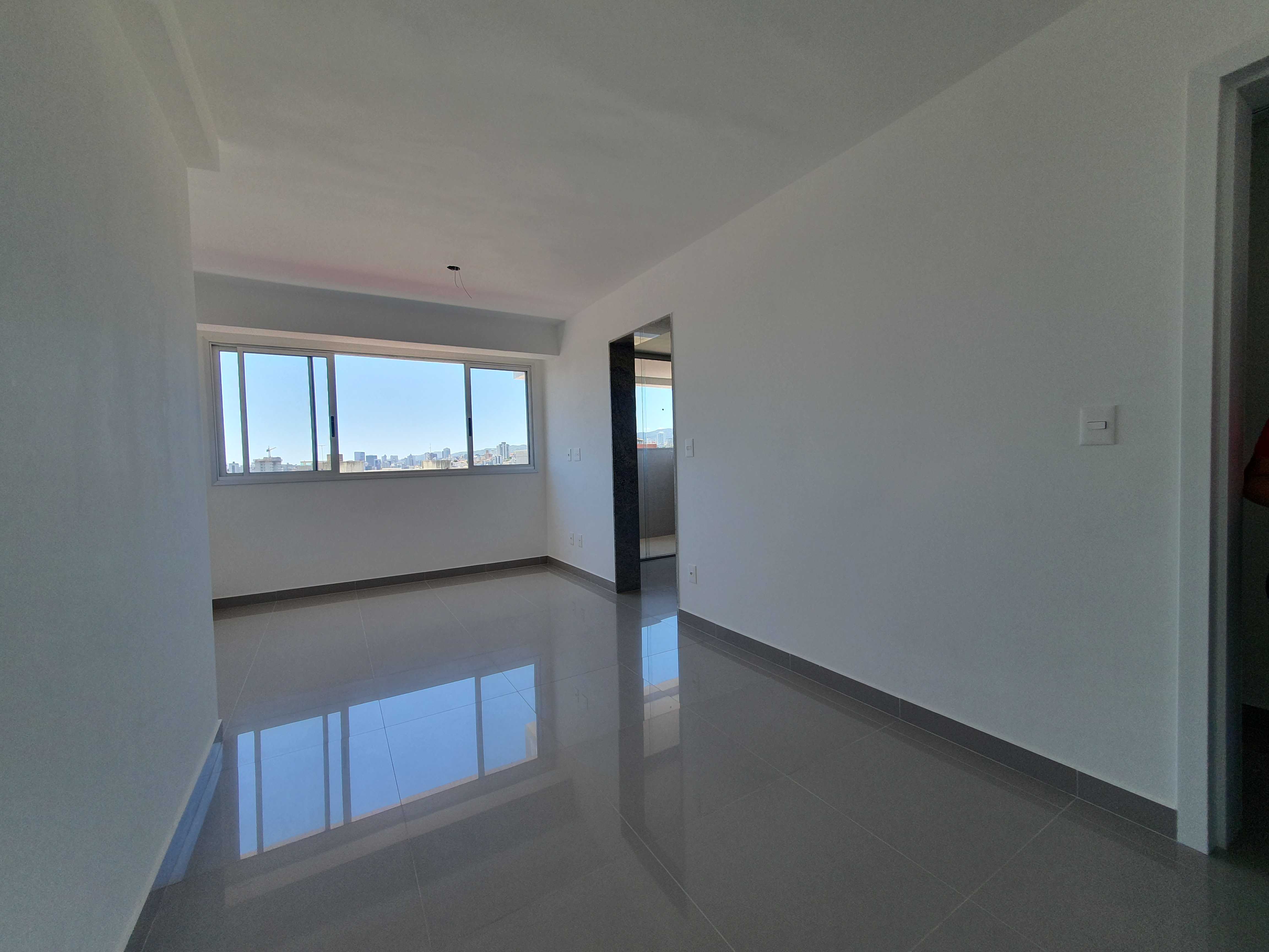 Apartamento à venda com 3 quartos, 149m² - Foto 1