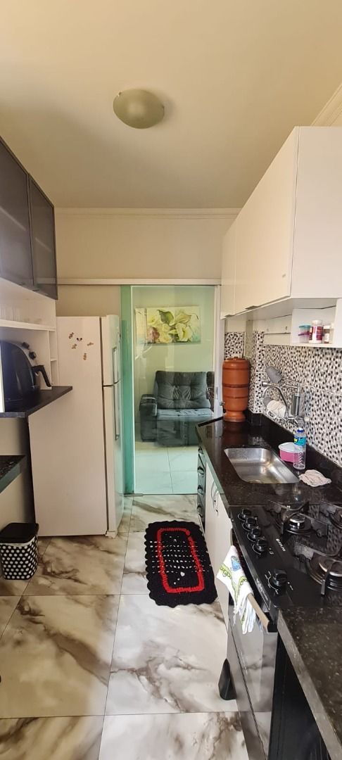 Apartamento à venda com 3 quartos, 75m² - Foto 4