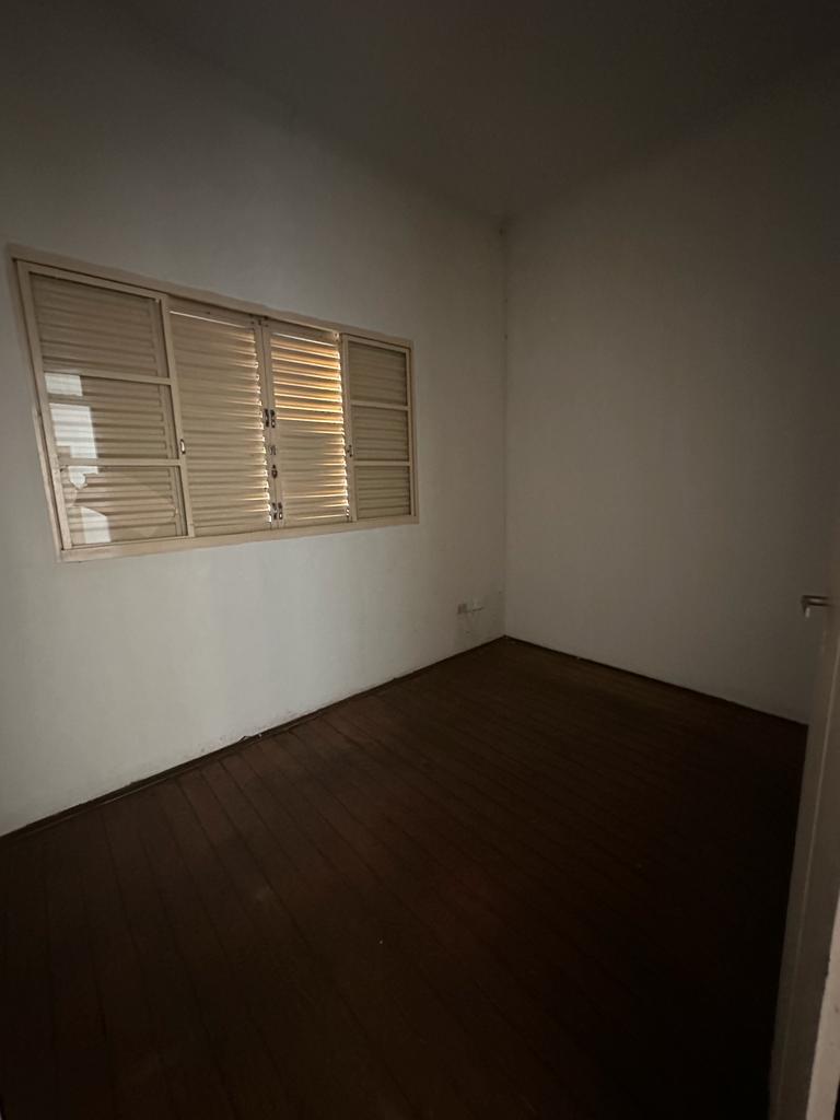 Casa à venda com 3 quartos, 300m² - Foto 10