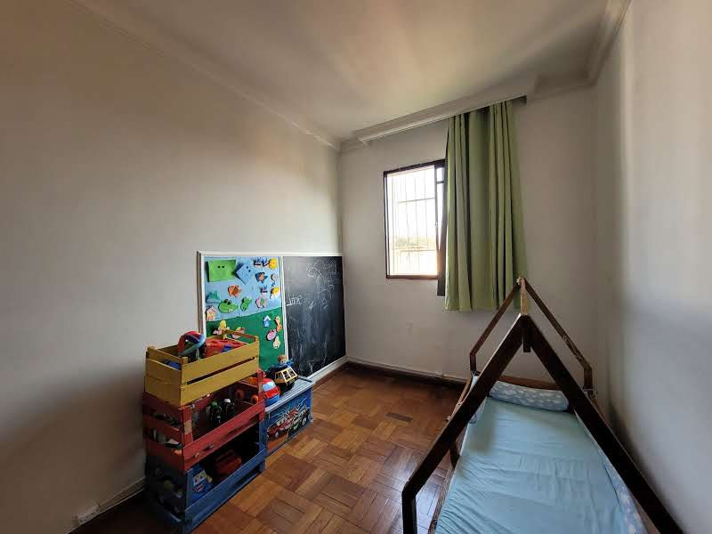 Apartamento à venda com 3 quartos, 75m² - Foto 10