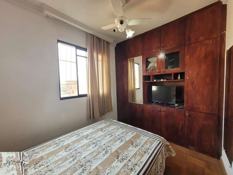 Apartamento à venda com 3 quartos, 75m² - Foto 13