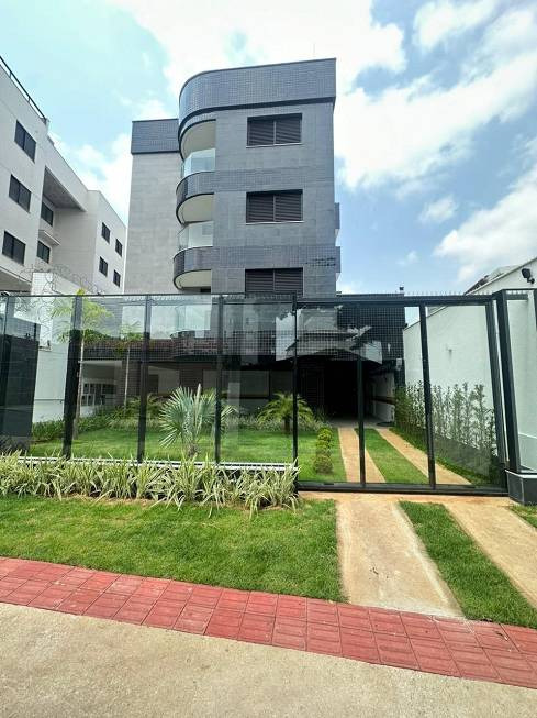 Apartamento à venda com 3 quartos, 77m² - Foto 1