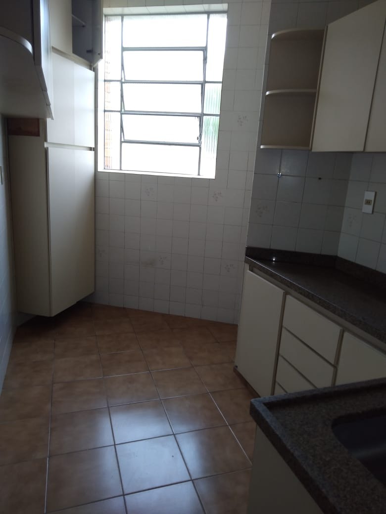 Apartamento à venda com 3 quartos, 90m² - Foto 5