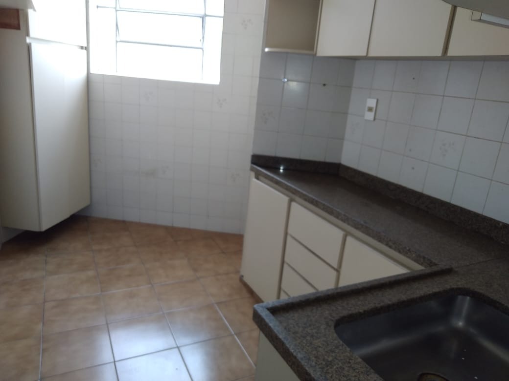 Apartamento à venda com 3 quartos, 90m² - Foto 8