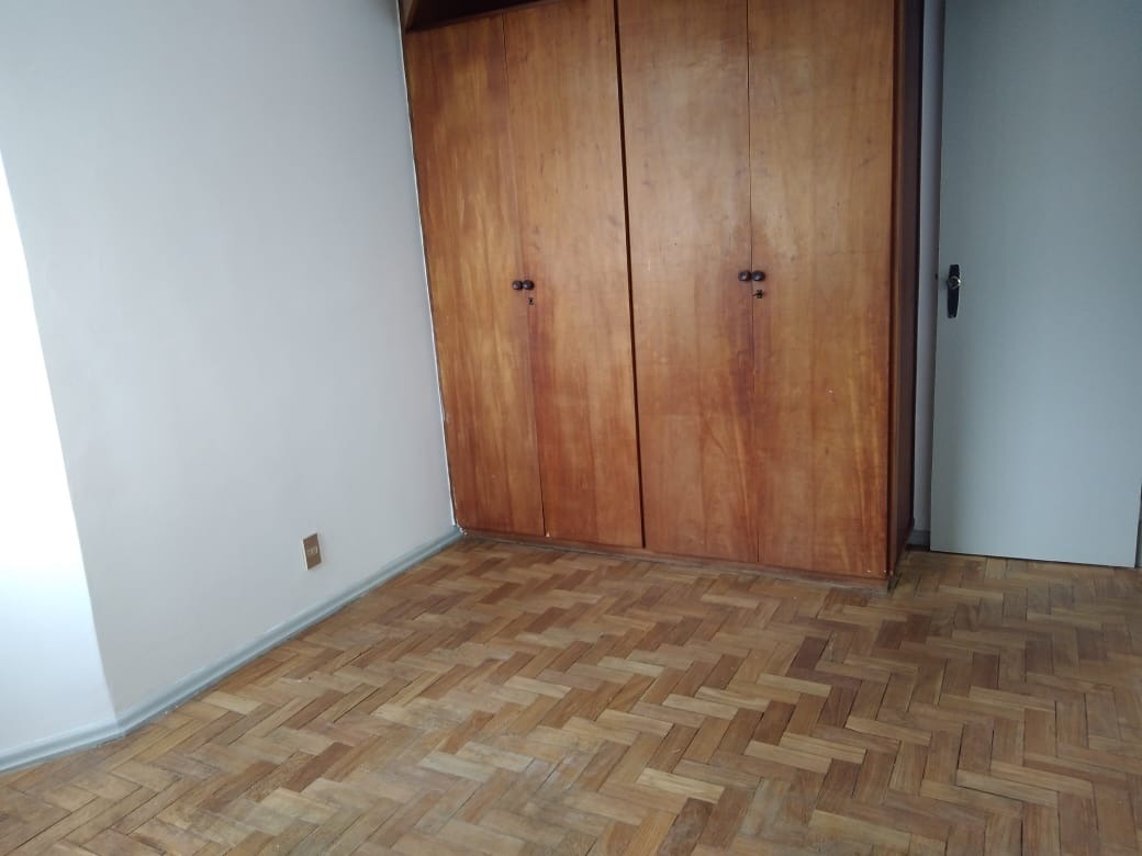 Apartamento à venda com 3 quartos, 90m² - Foto 11