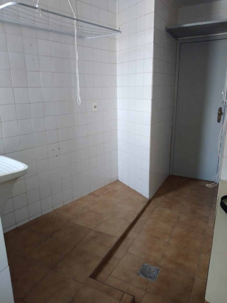 Apartamento à venda com 3 quartos, 90m² - Foto 15