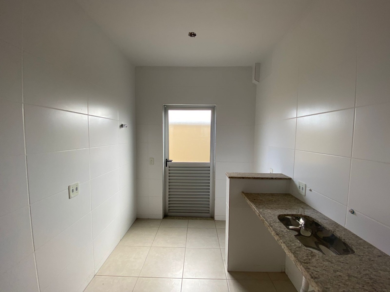 Apartamento à venda com 2 quartos, 70m² - Foto 8