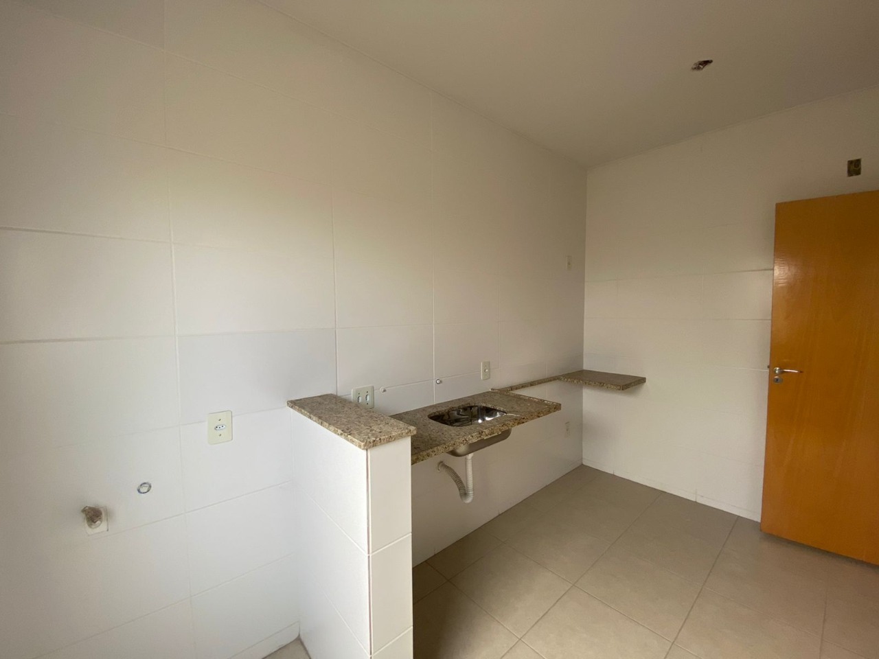 Apartamento à venda com 2 quartos, 70m² - Foto 9