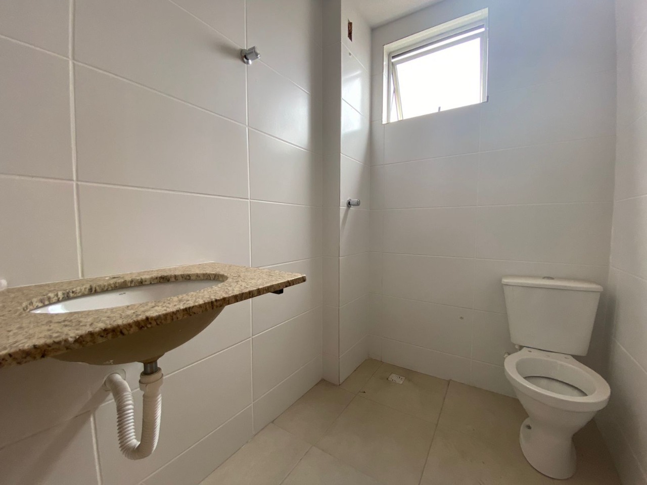 Apartamento à venda com 2 quartos, 52m² - Foto 3