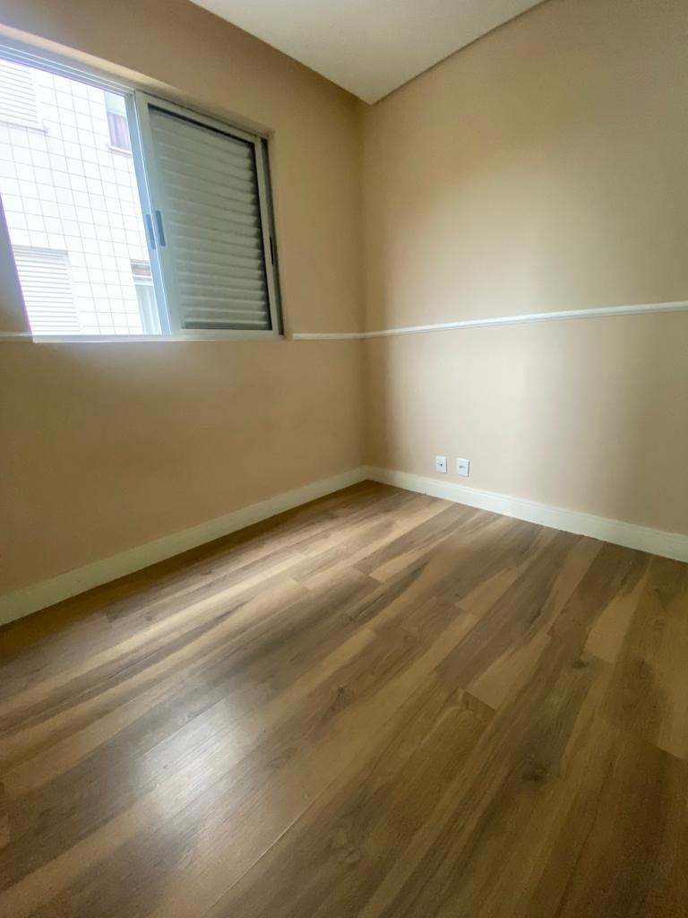 Apartamento à venda com 3 quartos, 75m² - Foto 20