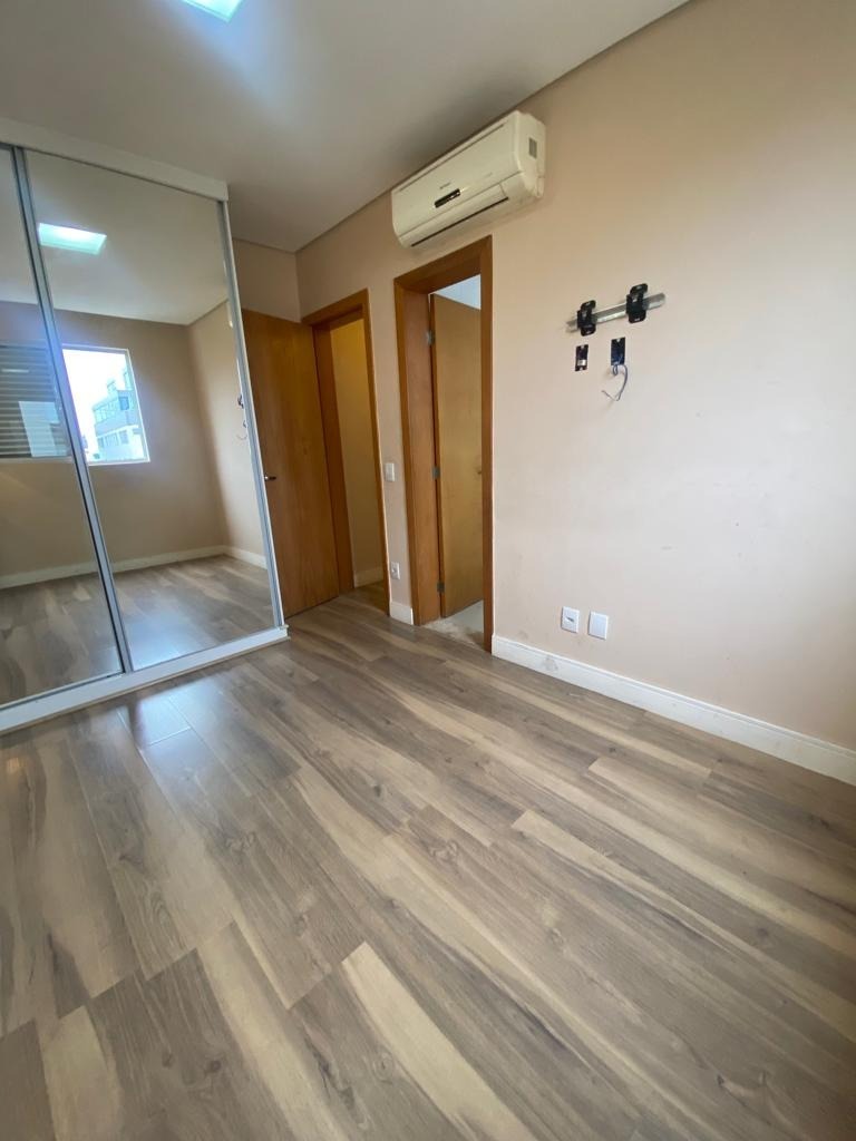 Apartamento à venda com 3 quartos, 75m² - Foto 24