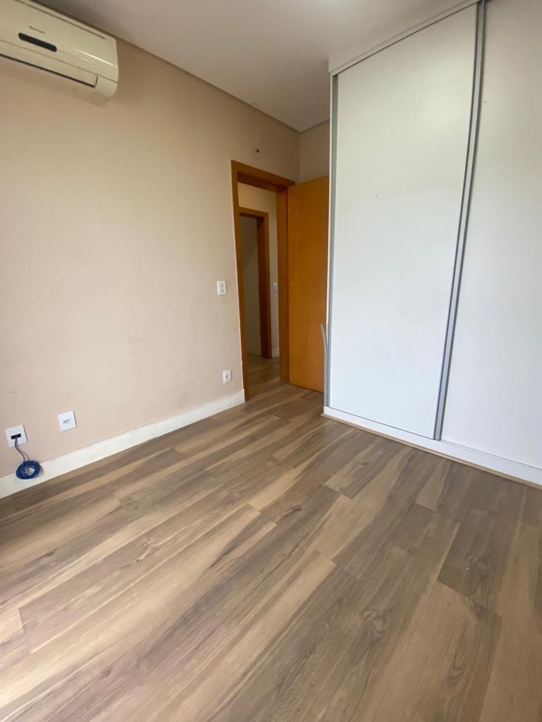 Apartamento à venda com 3 quartos, 75m² - Foto 18