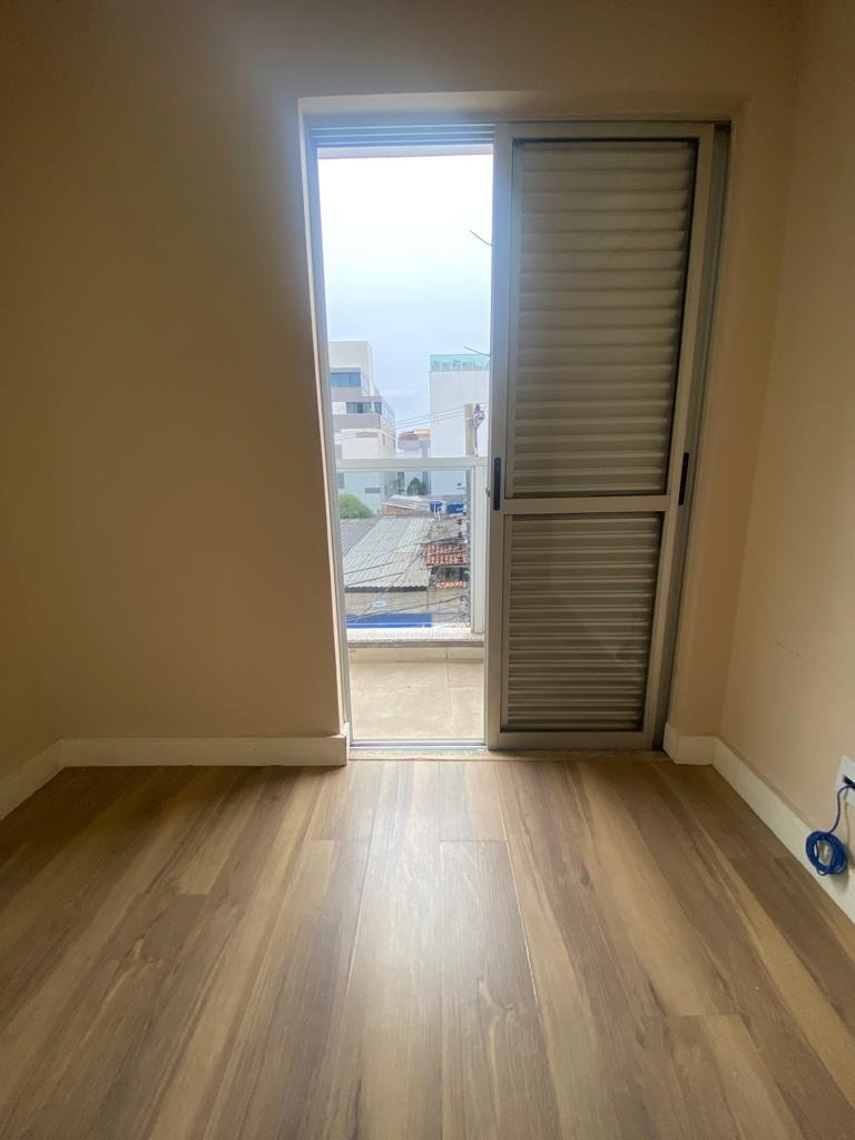 Apartamento à venda com 3 quartos, 75m² - Foto 9