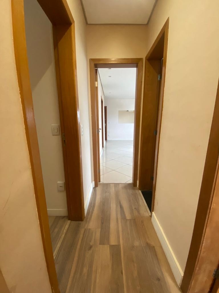 Apartamento à venda com 3 quartos, 75m² - Foto 6