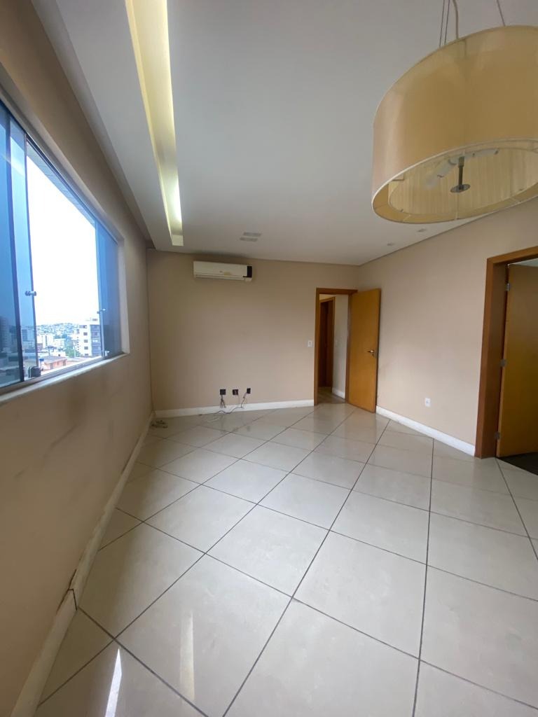 Apartamento à venda com 3 quartos, 75m² - Foto 3