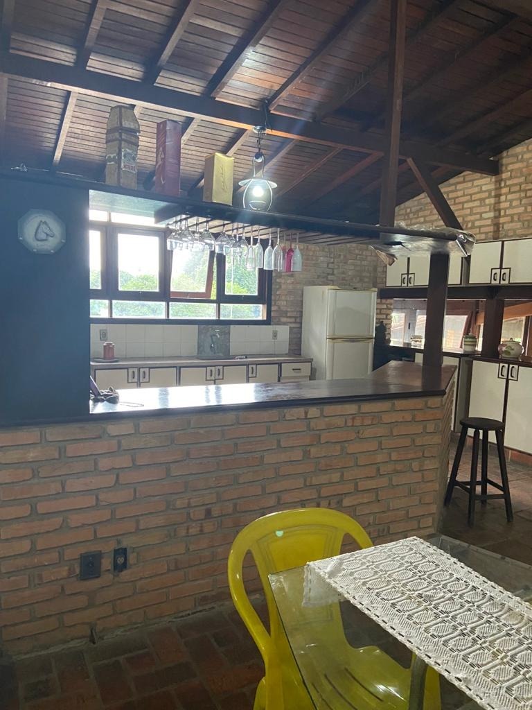 Casa à venda com 4 quartos, 227m² - Foto 11