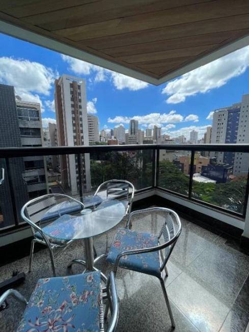 Apartamento à venda com 4 quartos, 125m² - Foto 4